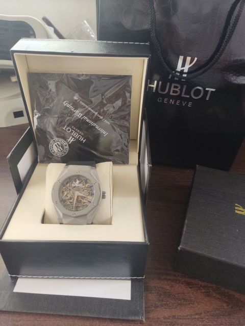 Yeni, Qol saatı, Hublot, rəng - Boz — Bakı
