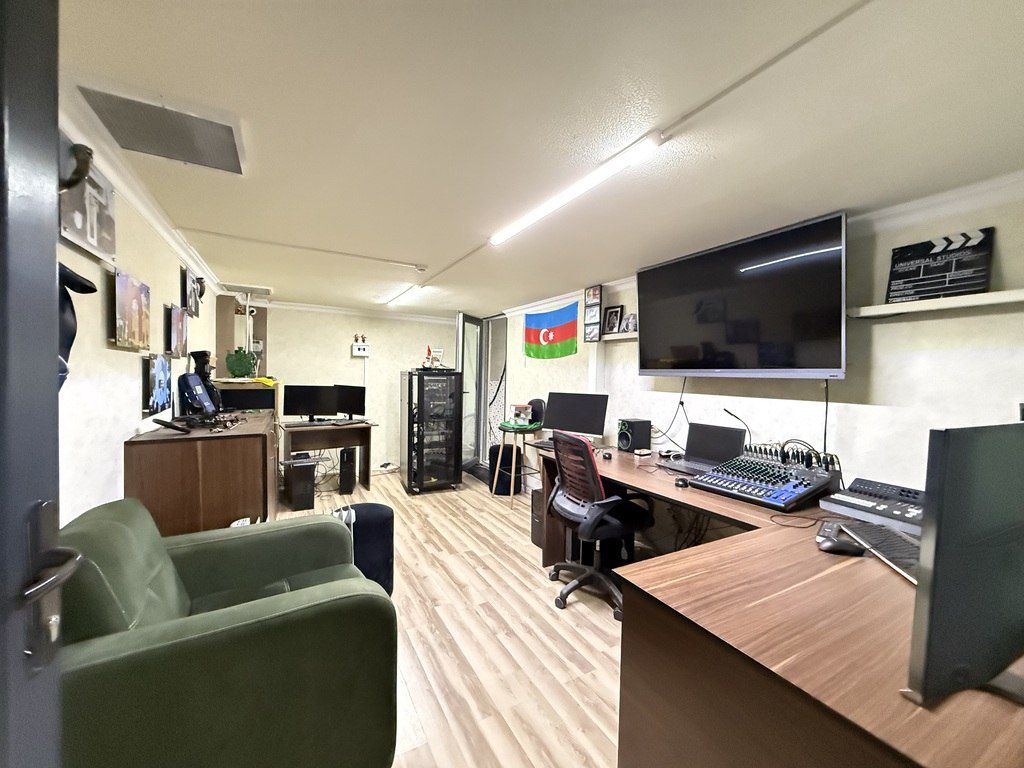 Satılır obyekt 273 m² — Əmlak, Bakı (9)
