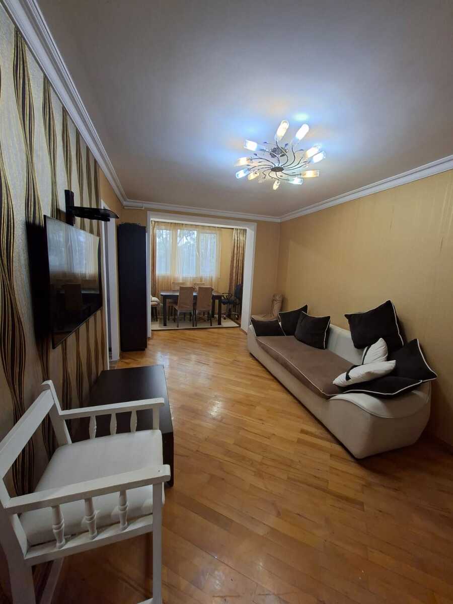 Satılır 3 otaqlı köhnə tikili 80 m² — Mənzil, Bakı