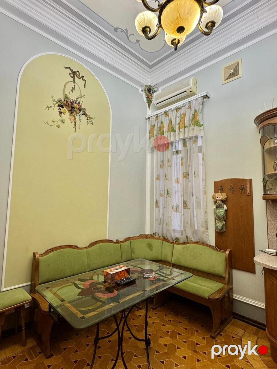İcarəyə verilir 3 otaqlı köhnə tikili 231 m² — Mənzil, Bakı (9)