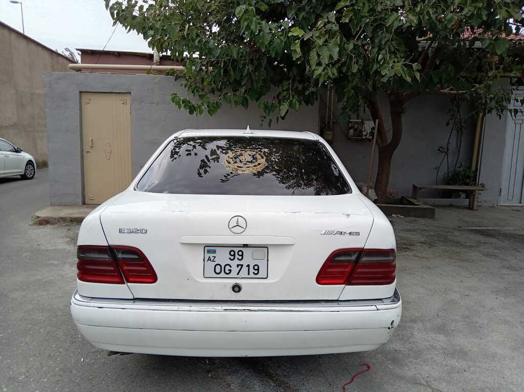 Mercedes E 320, 3.2 L, 1998 il, 400 000 km — Avtomobillər, Bakı (4)