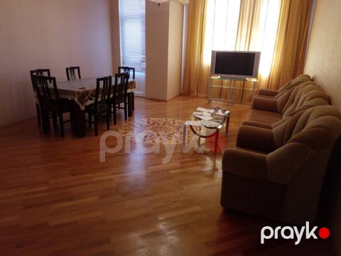 İcarəyə verilir 3 otaqlı yeni tikili 145 m²