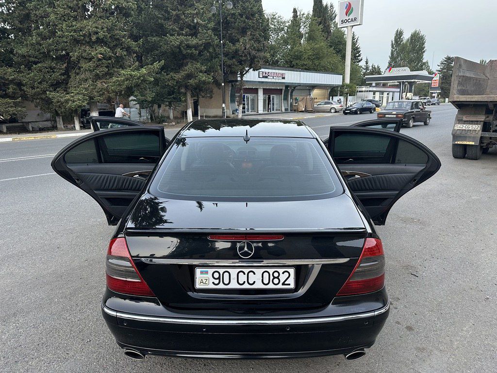 Mercedes E 300, 3.0 L, 2006 il, 111 000 km — Avtomobillər, Bakı (10)