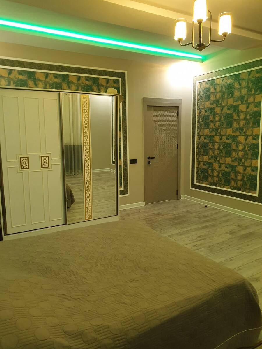 Satılır 5 otaqlı həyət evi/bağ evi 340 m² — Ev, villa, Bakı (10)