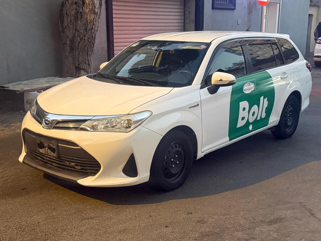 Toyota Corolla Fielder, 1.5 L, 2018 il, 330 000 km — Avtomobillər, Bakı (3)