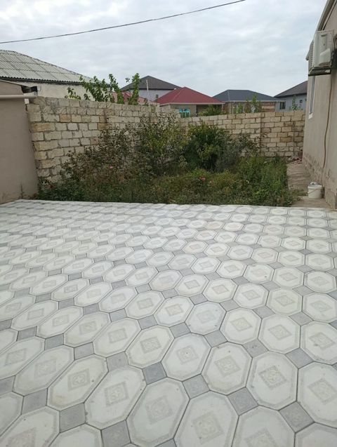 Satılır 3 otaqlı həyət evi/bağ evi 90 m² — Bakı