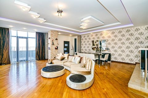 İcarəyə verilir 4 otaqlı yeni tikili 220 m² — Bakı