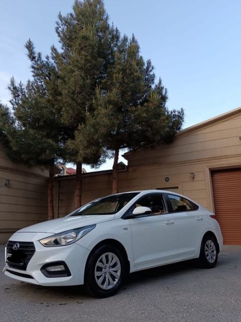 Hyundai Accent, 1.4 L, 2018 il, 176 300 km — Bakı
