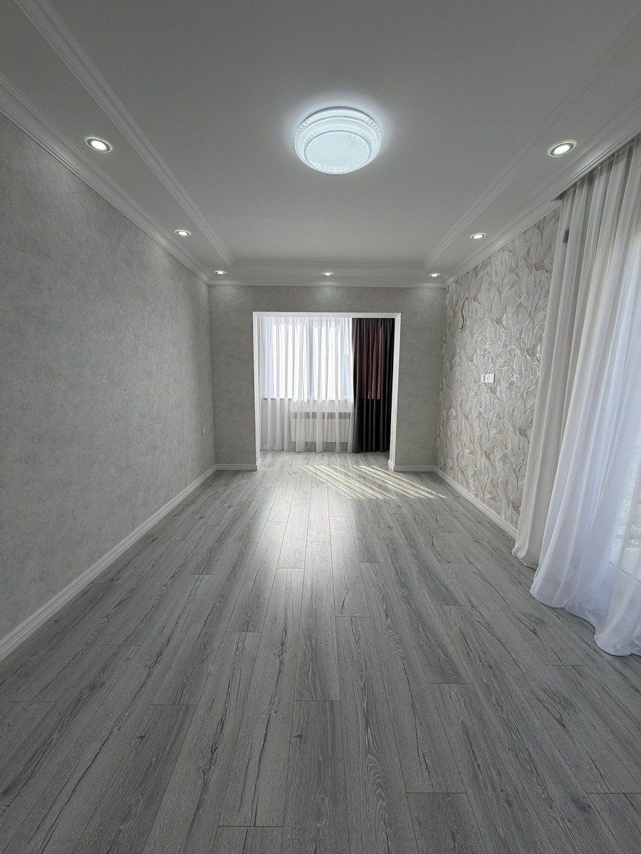 Satılır 2 otaqlı köhnə tikili 65 m² — Mənzil, Bakı (5)