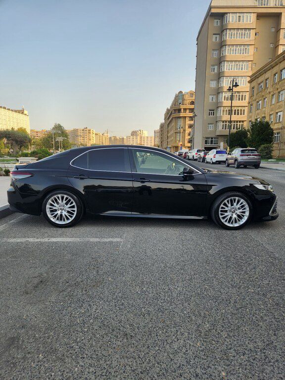 Toyota Camry, 2.5 L, 2021 il, 128 000 km — Avtomobillər, Bakı (12)