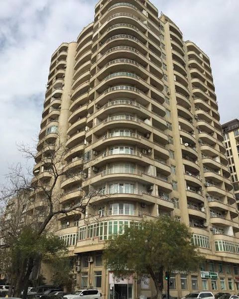 4 otaqlı, Yeni tikili, 143 kv. m — Bakı