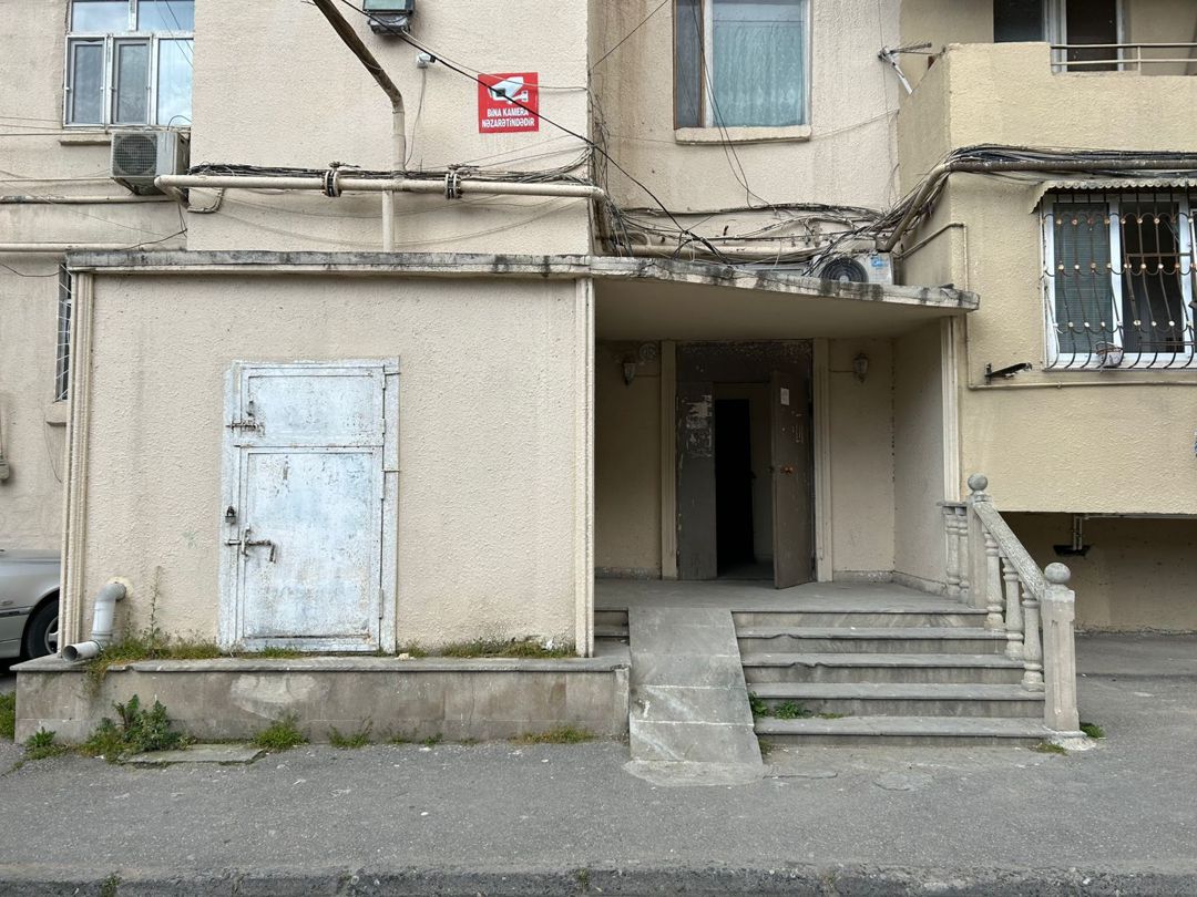 Satılır 3 otaqlı köhnə tikili 70 m² — Mənzil, Bakı (8)
