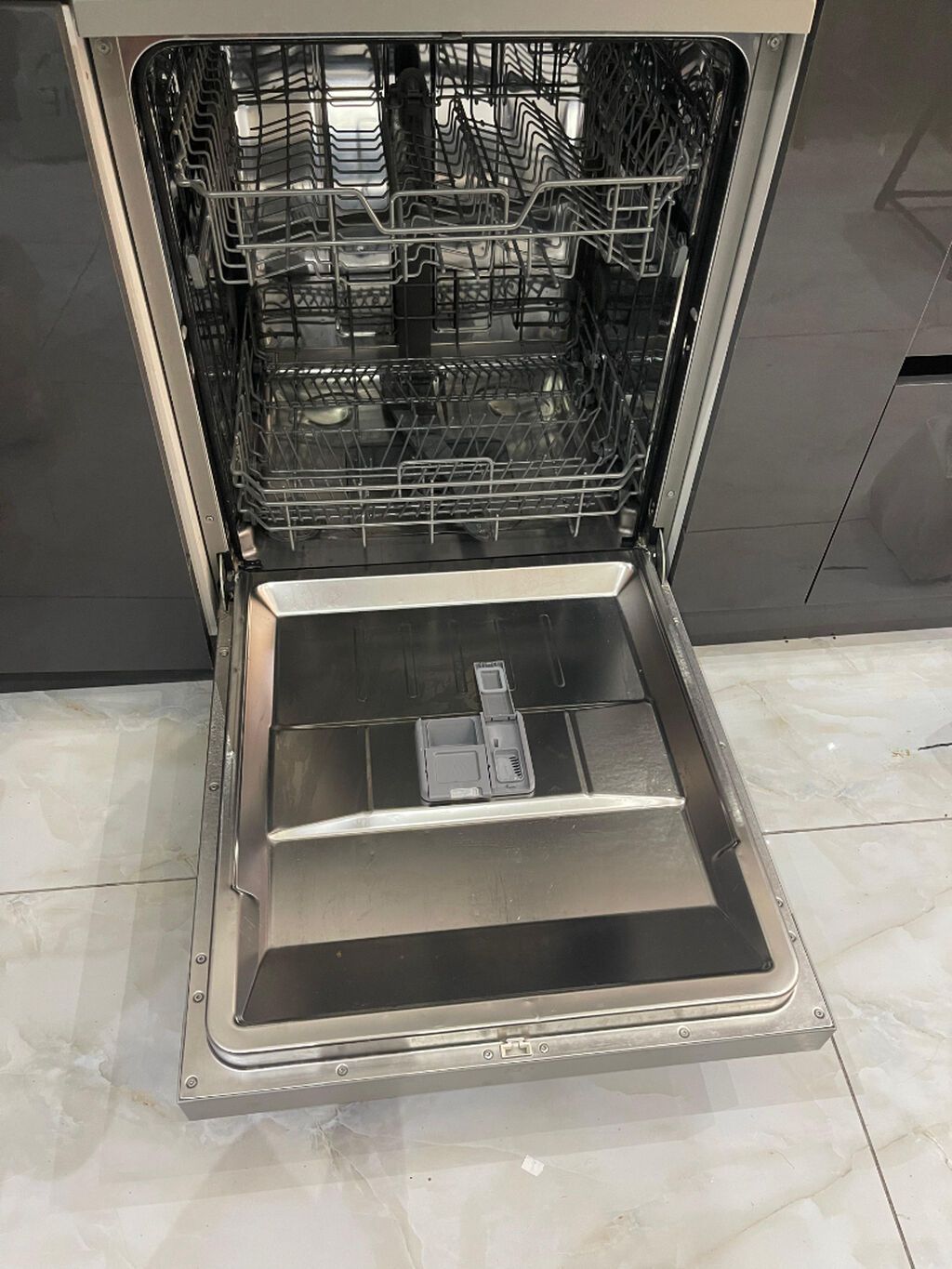 Qabyuyan maşın Samsung, Tam qabaritli (60 sm.), Ayrıca dayanan, İşlənmiş — Qab yuyucu maşınlar, Bakı (2)