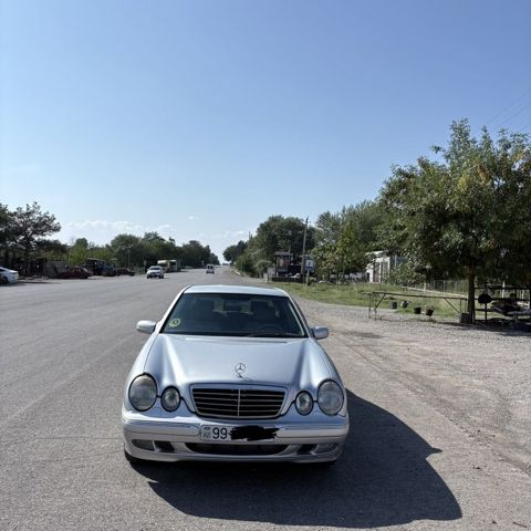 Mercedes E 240, 2.4 L, 1999 il, 333 000 km — Ağstafa