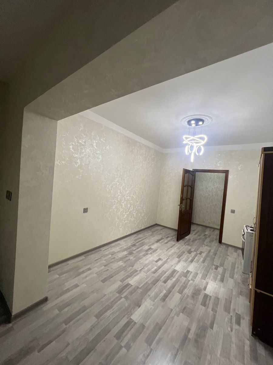 2-otaqlı mənzil, Neftçilər m., 70 m² — Mənzil, Bakı (5)