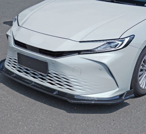 "Toyota Camry 2024-2025" ön lipi — Bakı
