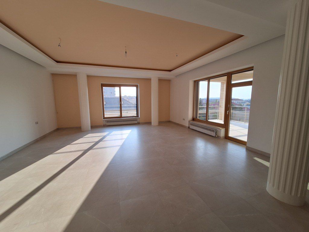 Satılır 11 otaqlı həyət evi/bağ evi 1400 m² — Ev, villa, Bakı (8)