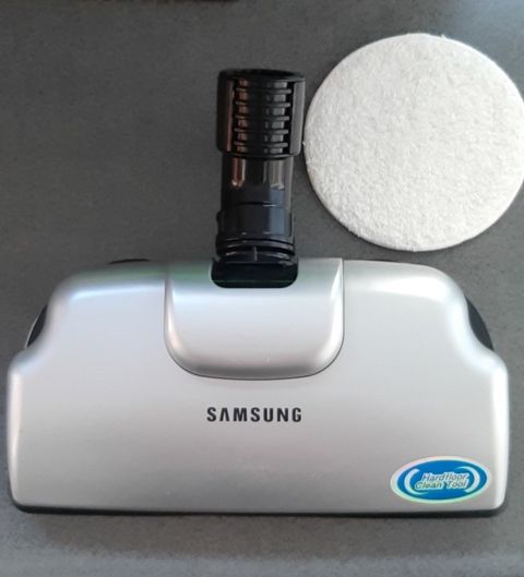 "Samsung" tozsoran başlıqları — Bakı