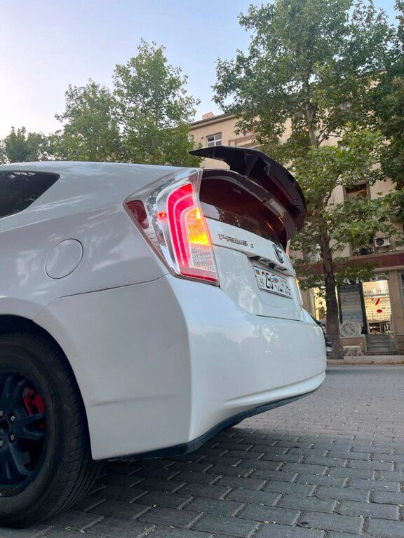 Toyota Prius, 1.8 L, 1.3 kWh, 2012 il, 317 041 km — Avtomobillər, Gəncə (10)