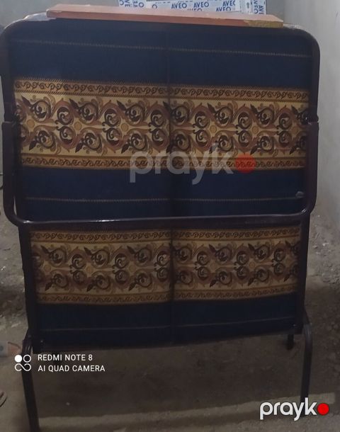 Metall çarpayı – qatlanan model - Material: davamlı metal karkas — Pirəkəşkül
