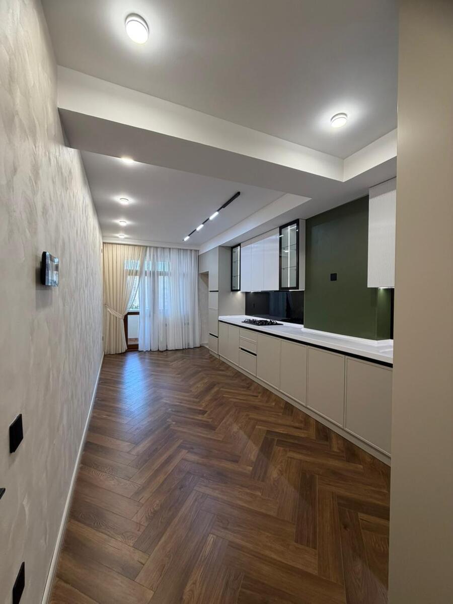 Satılır 3 otaqlı köhnə tikili 126 m² — Mənzil, Bakı (3)
