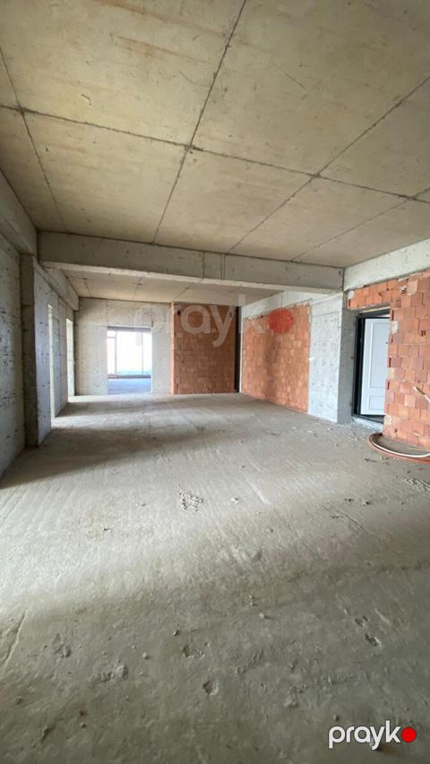 Satılır 4 otaqlı yeni tikili 240 m²