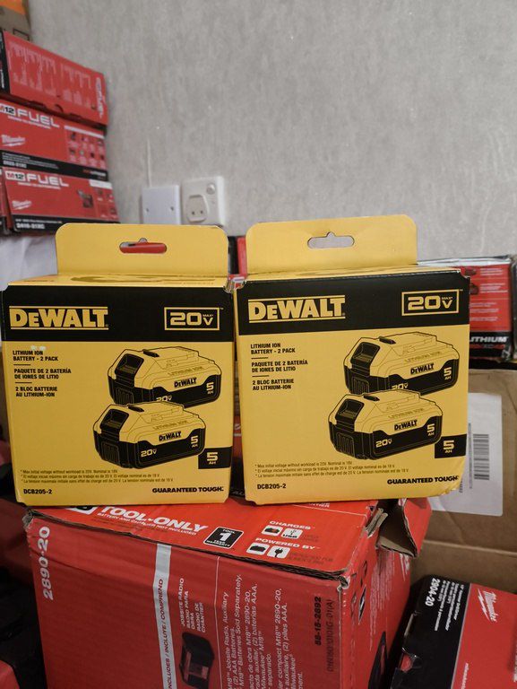 "DeWalt" batareyası — Təmir və inşaat, Bakı (2)