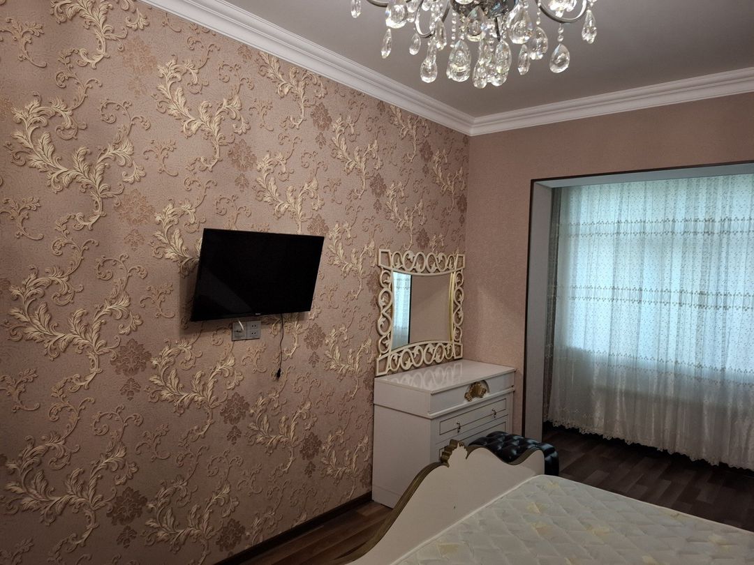 İcarəyə verilir 4 otaqlı köhnə tikili 100 m² — Mənzil, Bakı (2)
