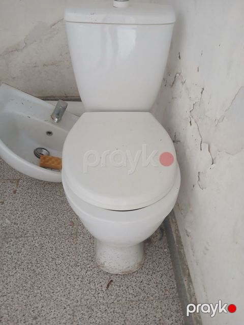 Sərlikli su qovlu WC komplekti - Kafel üçün uyğun, döşəməyə — Bakı