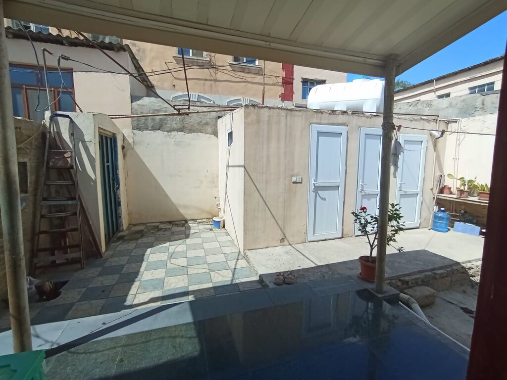 Satılır 4 otaqlı həyət evi/bağ evi 100 m² — Ev, villa, Bakı (7)