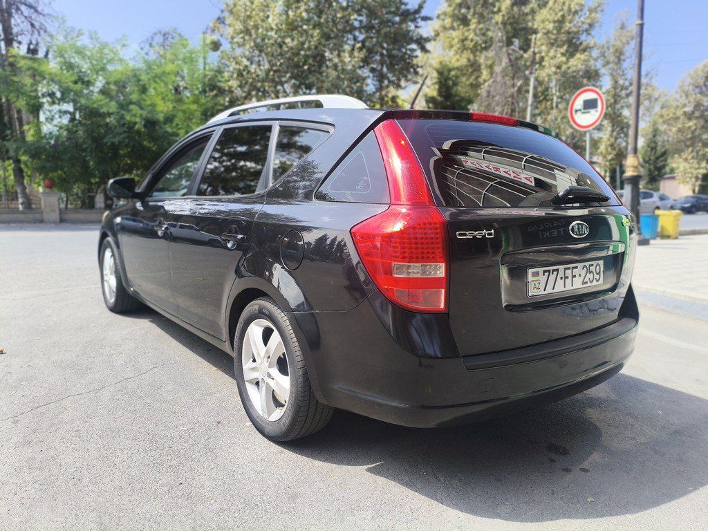 Kia Ceed SW, 1.6 L, 2009 il, 320 600 km — Avtomobillər, Bakı (6)