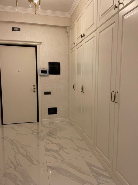İcarəyə verilir 3 otaqlı yeni tikili 137 m² — Bakı