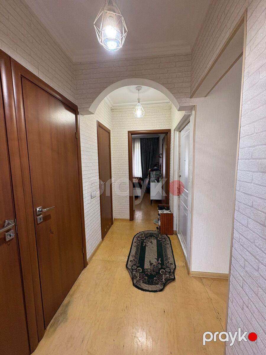 Satılır 2 otaqlı köhnə tikili 65 m² — Mənzil, Bakı (2)