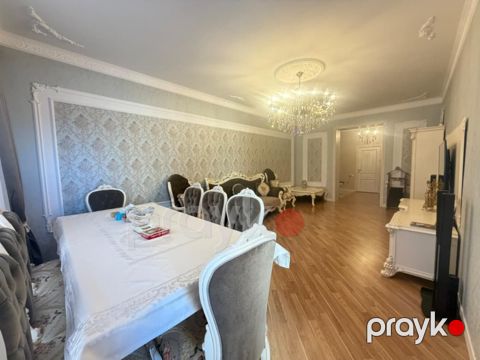 Satılır 4 otaqlı köhnə tikili 160 m²