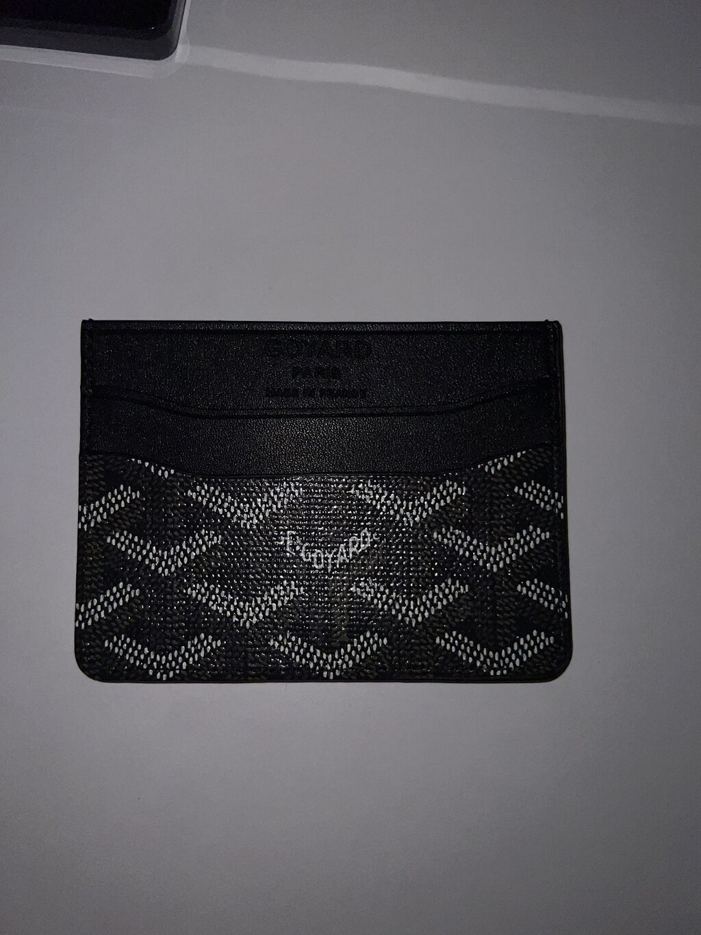 Goyard Saint Sulpice kart qabı – ağ və boz rəng çalarlarında klassik — Cüzdanlar və vizit kartlıqları, Bakı (4)