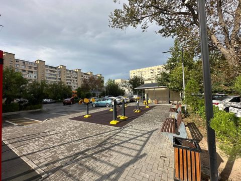 Satılır 2 otaqlı köhnə tikili 60 m² — Bakı