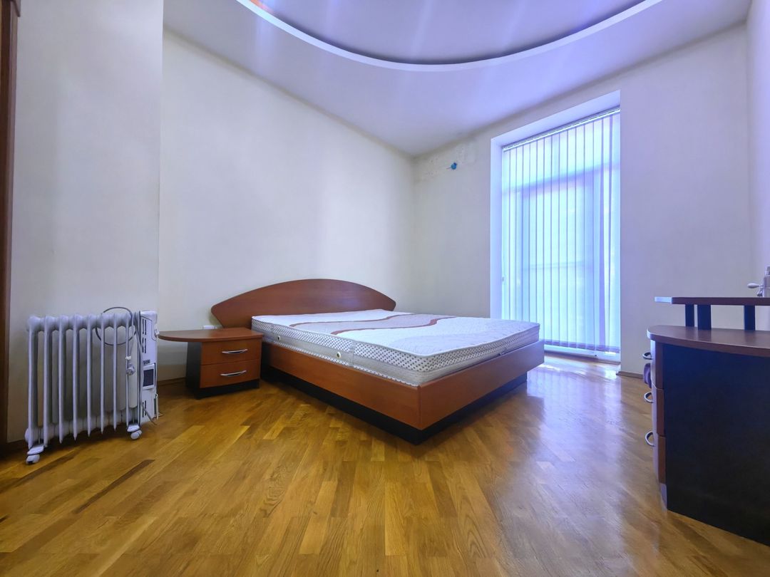 İcarəyə verilir 2 otaqlı köhnə tikili 60 m² — Mənzil, Bakı (9)