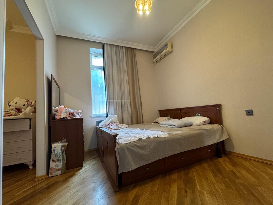 Satılır 4 otaqlı köhnə tikili 127.7 m² — Mənzil, Bakı (6)