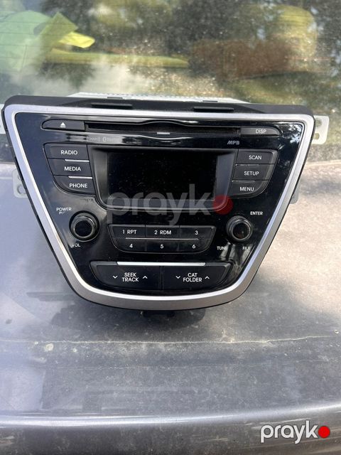 Hyundai Elantra 2013 monitoru — Gəncə