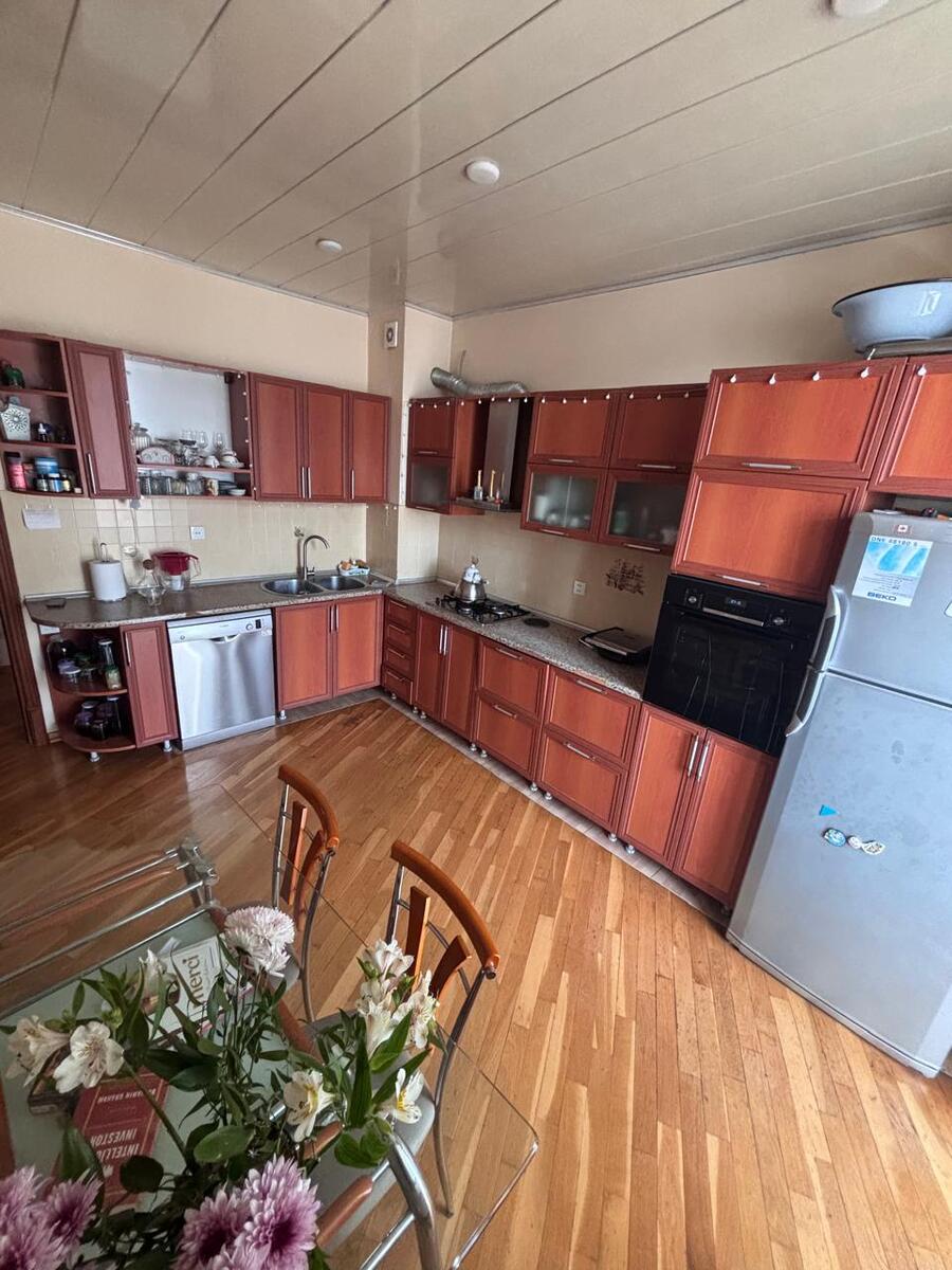 İcarəyə verilir 3 otaqlı yeni tikili 140 m² — Mənzil, Bakı (5)