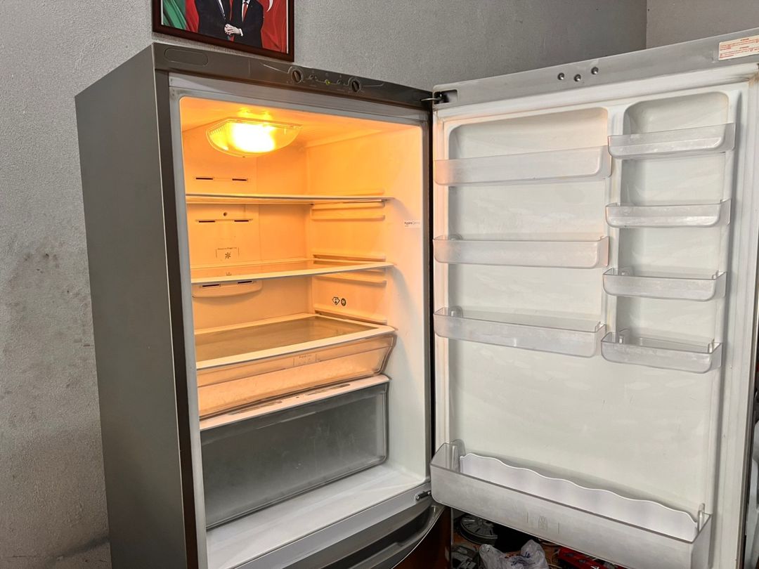 Soyuducu Hotpoint-Ariston Nofrost — Ev texnikası, Bakı (2)