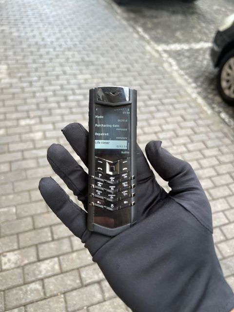 Vertu Signature S Design Pure Black 4GB — Bakı