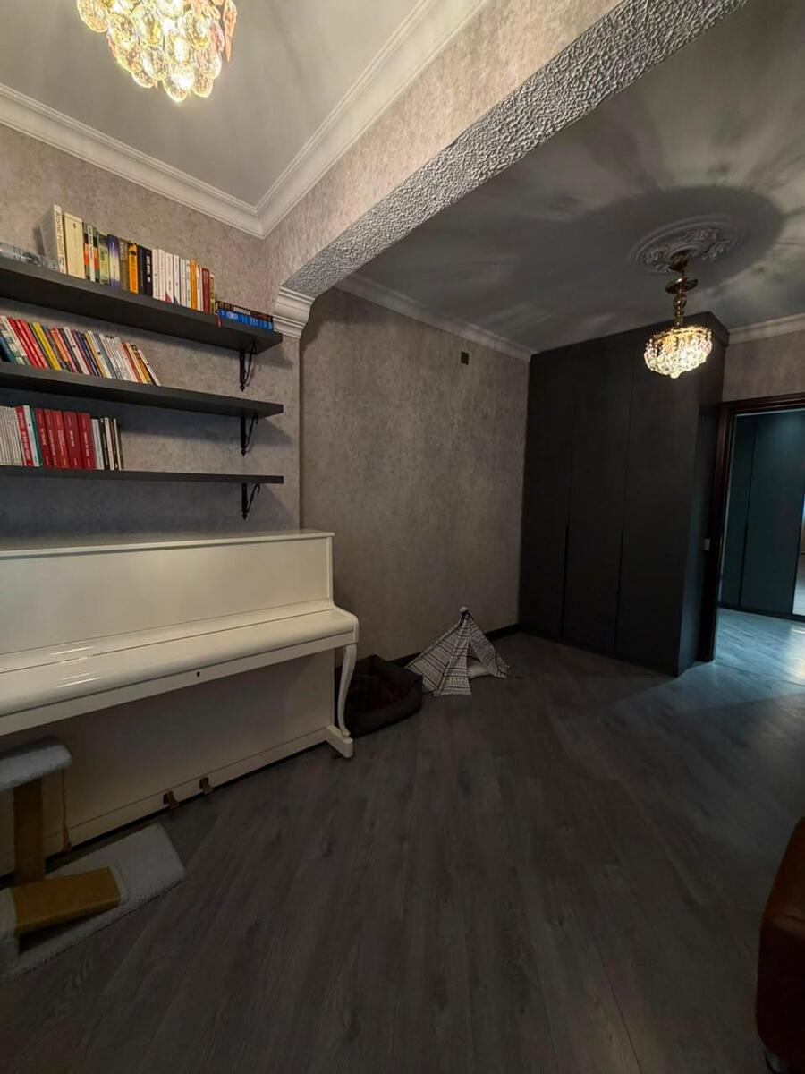 Satılır 3 otaqlı köhnə tikili 80 m² — Mənzil, Bakı (4)