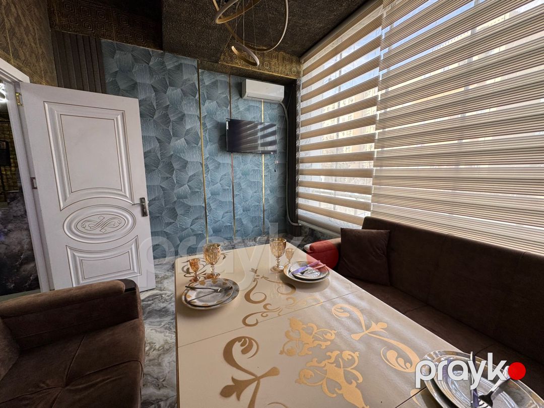 Satılır 6 otaqlı köhnə tikili 420 m² — Mənzil, Bakı (8)