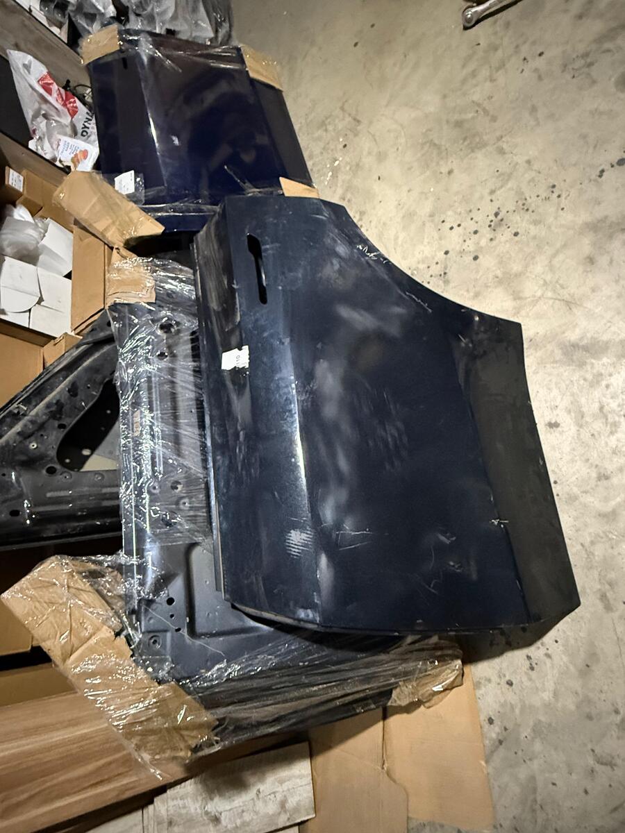 Tesla Model Y qapısı — Ehtiyat hissələri və aksesuarlar, Bakı (2)