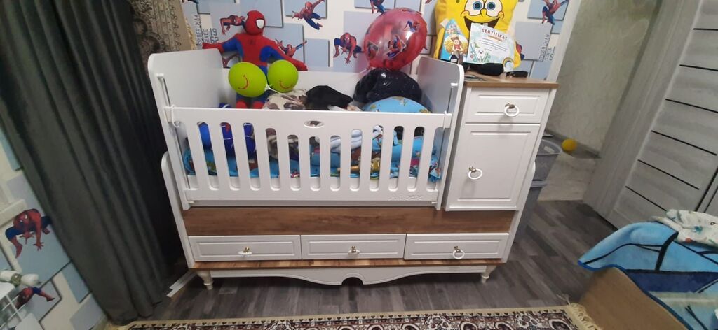 Uşaq beşiyi və komodlu dəst - Material: ağ rəngli MDF/laminat — Uşaq mebeli dəstləri, Digah