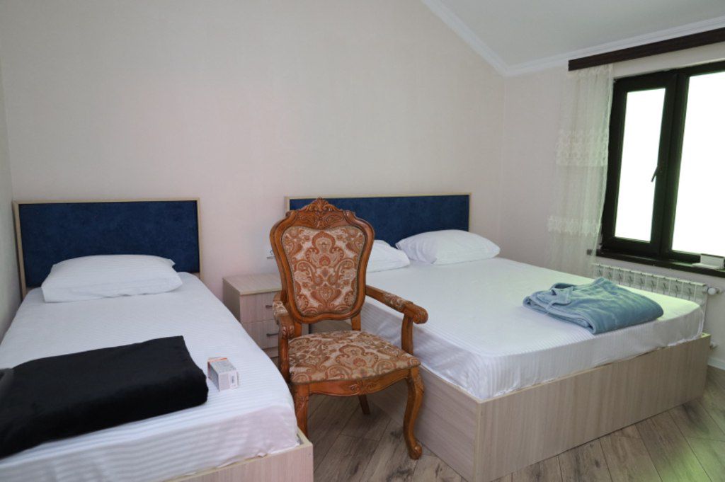 Bağ evi kirayə verilir, Qax r — Ev, villa, Qax (8)
