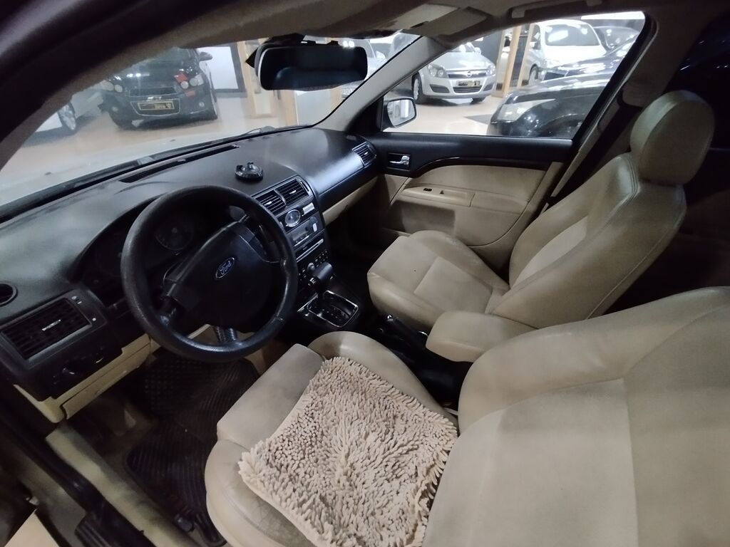 Ford Mondeo sedan Xüsusiyyətlər: - Kuzov: 4 qapılı sedan — Avto, Bakı (7)