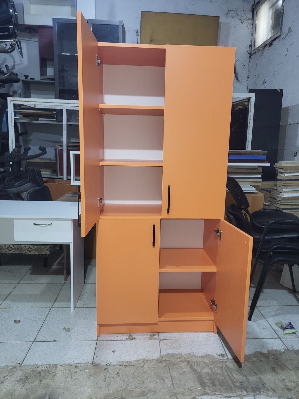 Narıncı rəngdə şkaf – 4 qapılı, çoxrəfli model - Material — Şkaflar, Bakı (6)