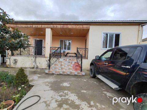Satılır 4 otaqlı həyət evi/bağ evi 140 m²